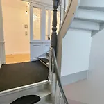 Geraeumiges City-apartment Mit 2 Badezimmer Und Parkplaetzen D46-og * Oldenburg