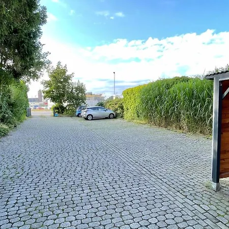 Geraeumiges City-apartment Mit 2 Badezimmer Und Parkplaetzen D46-og Apartamento *
