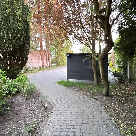 Geraeumiges City-apartment Mit 2 Badezimmer Und Parkplaetzen D46-og Oldenburg