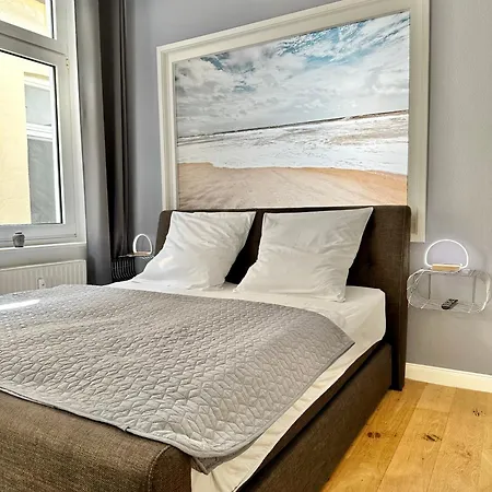 Daire Geraeumiges City-apartment Mit 2 Badezimmer Und Parkplaetzen D46-og Oldenburg