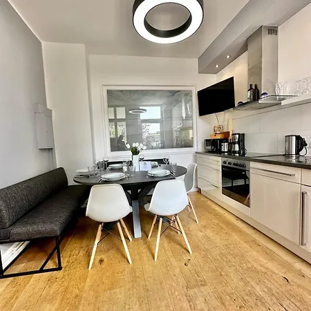 Geraeumiges City-apartment Mit 2 Badezimmer Und Parkplaetzen D46-og Apartment *