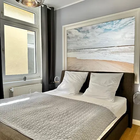 Geraeumiges City-apartment Mit 2 Badezimmer Und Parkplaetzen D46-og * Oldenburg