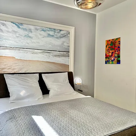 Geraeumiges City-apartment Mit 2 Badezimmer Und Parkplaetzen D46-og *