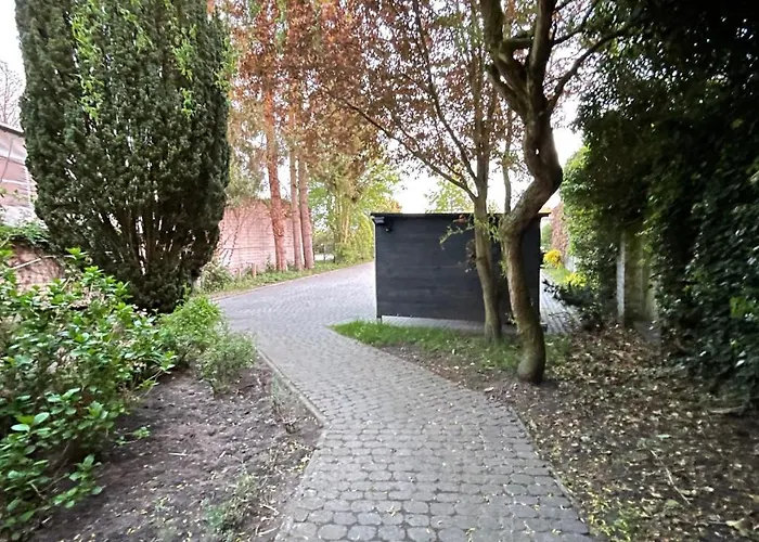 Geraeumiges City-apartment Mit 2 Badezimmer Und Parkplaetzen D46-og Oldenburg