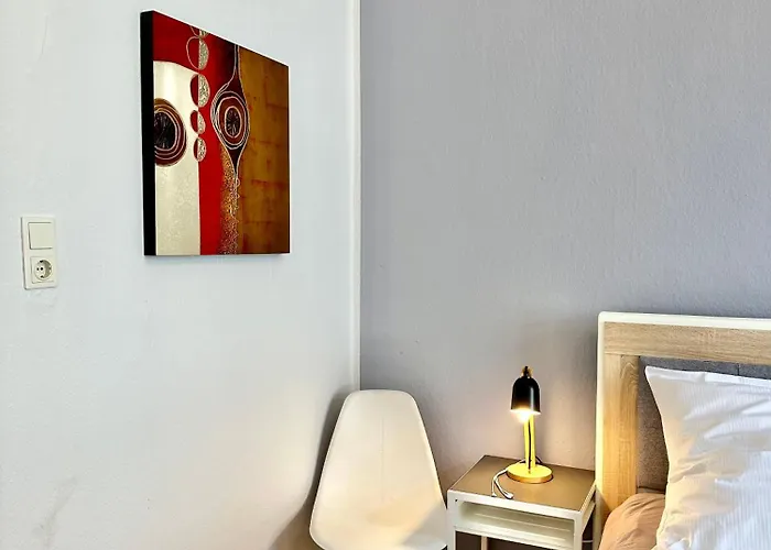 Daire Geraeumiges City-apartment Mit 2 Badezimmer Und Parkplaetzen D46-og Oldenburg
